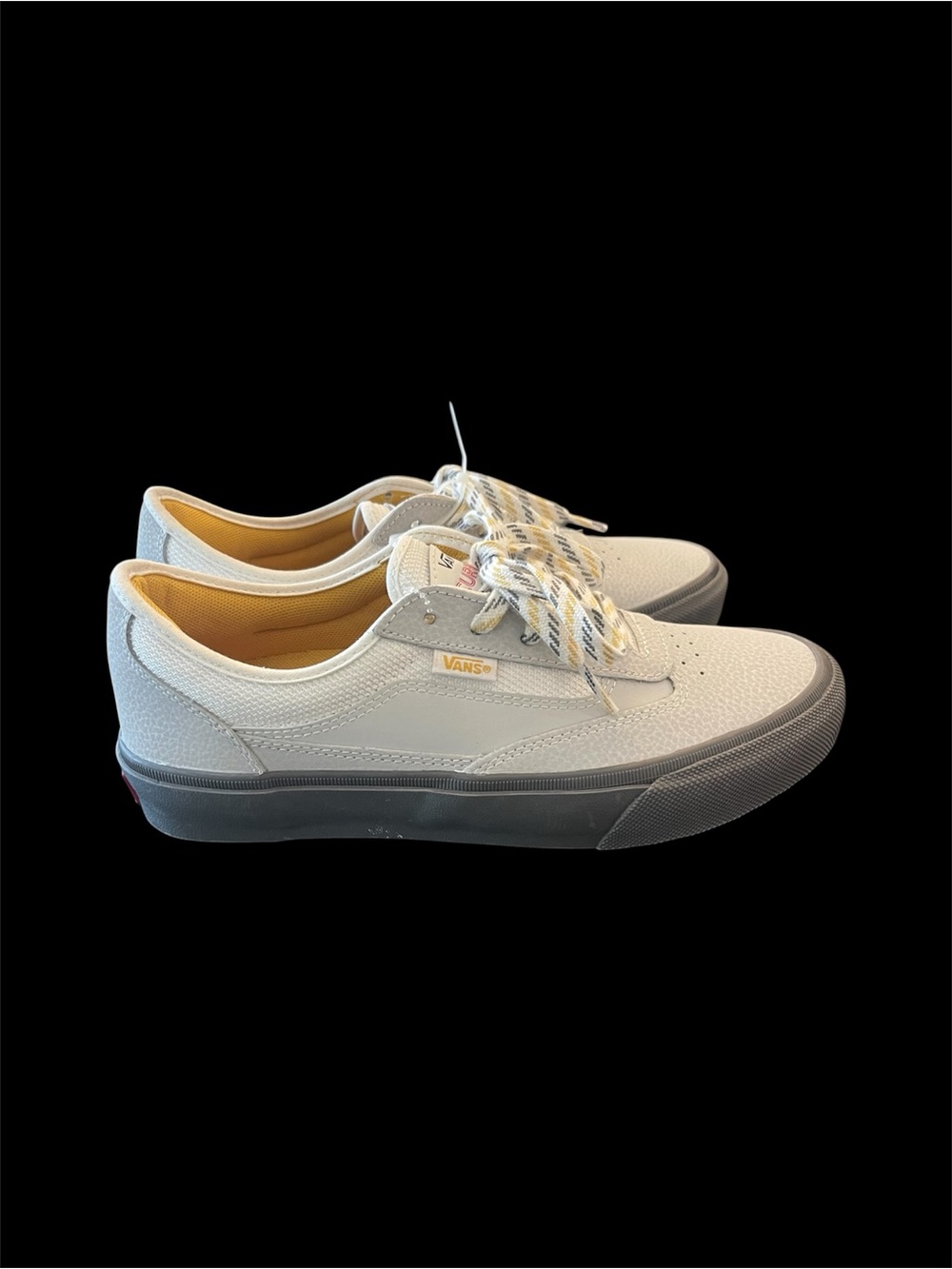 NWOB Men’s Vans Curren Caples Shoes Size 6.5